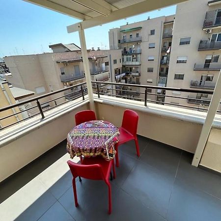 Apartament Attico Stazione - Montello 16 Bari Zewnętrze zdjęcie