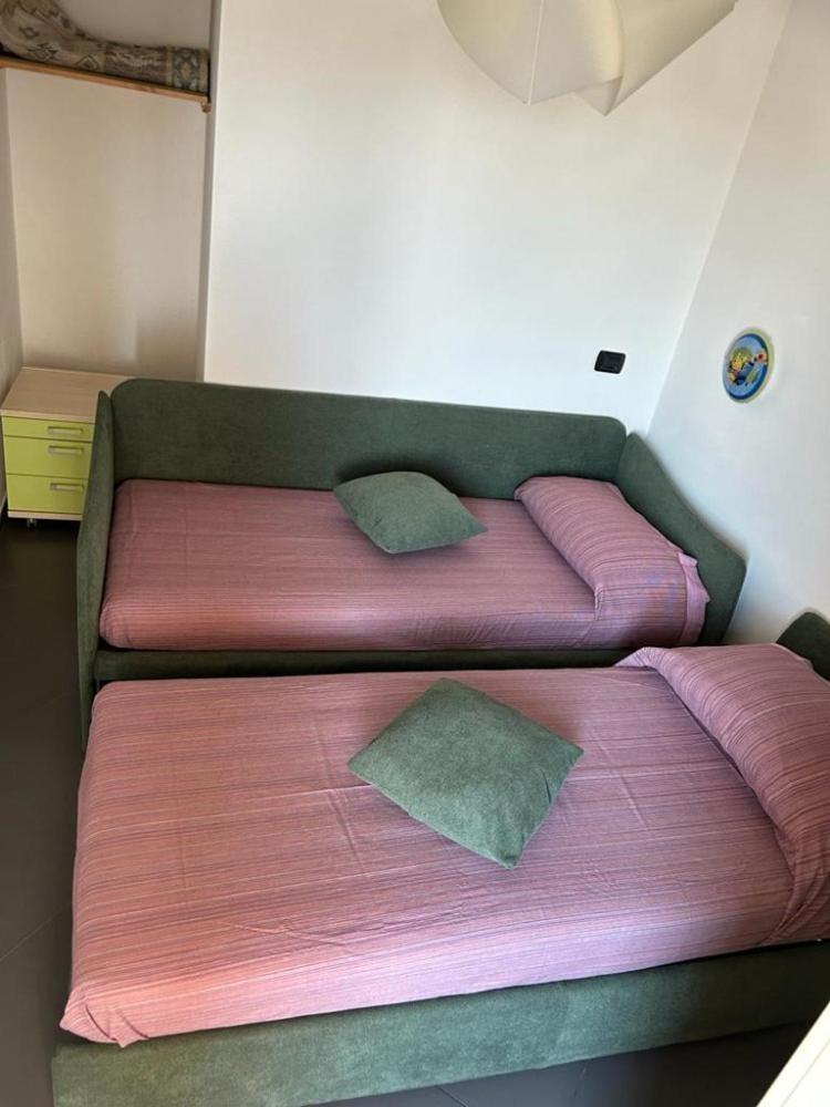 Apartament Attico Stazione - Montello 16 Bari Zewnętrze zdjęcie